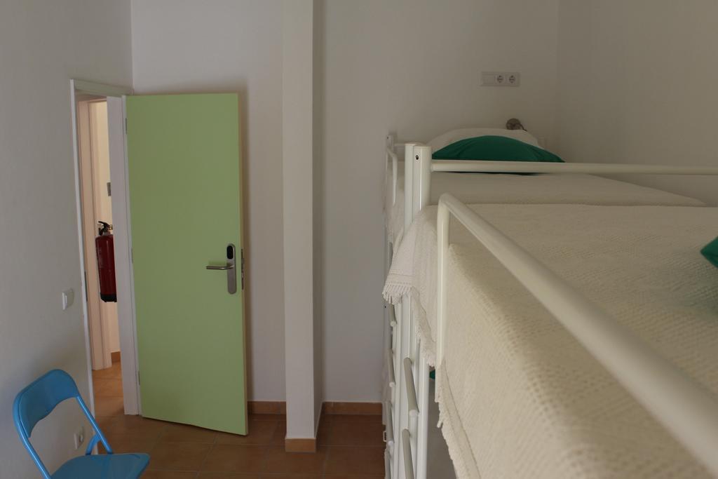 Etagenbett im gemischten Schlafsaal mit 4 Betten